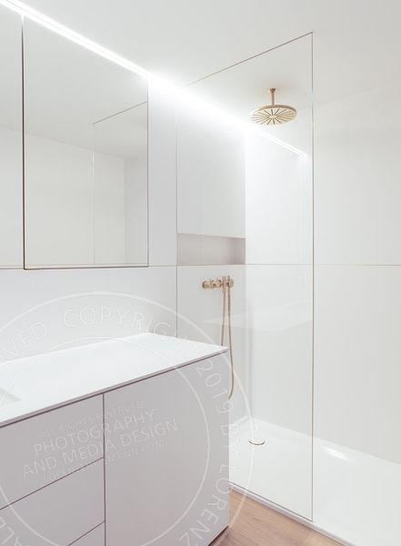 «Alpenblick», Badezimmer, Alpen + Seesicht Apartment in Cham, Zug Architekturfotografie Lorenz Ehrismann