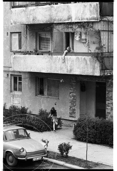 Enkelin und Grossvater, Focsani, Rumänien, 1993