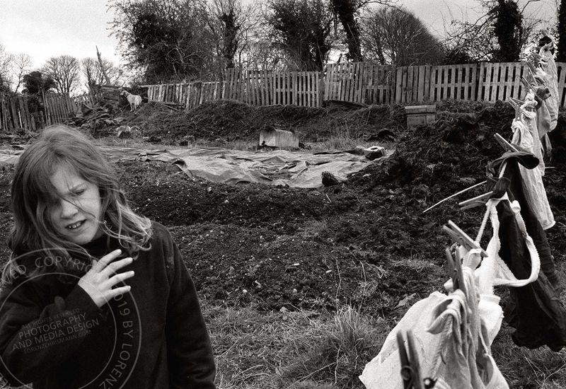 Mary, The Mill Road, Irland