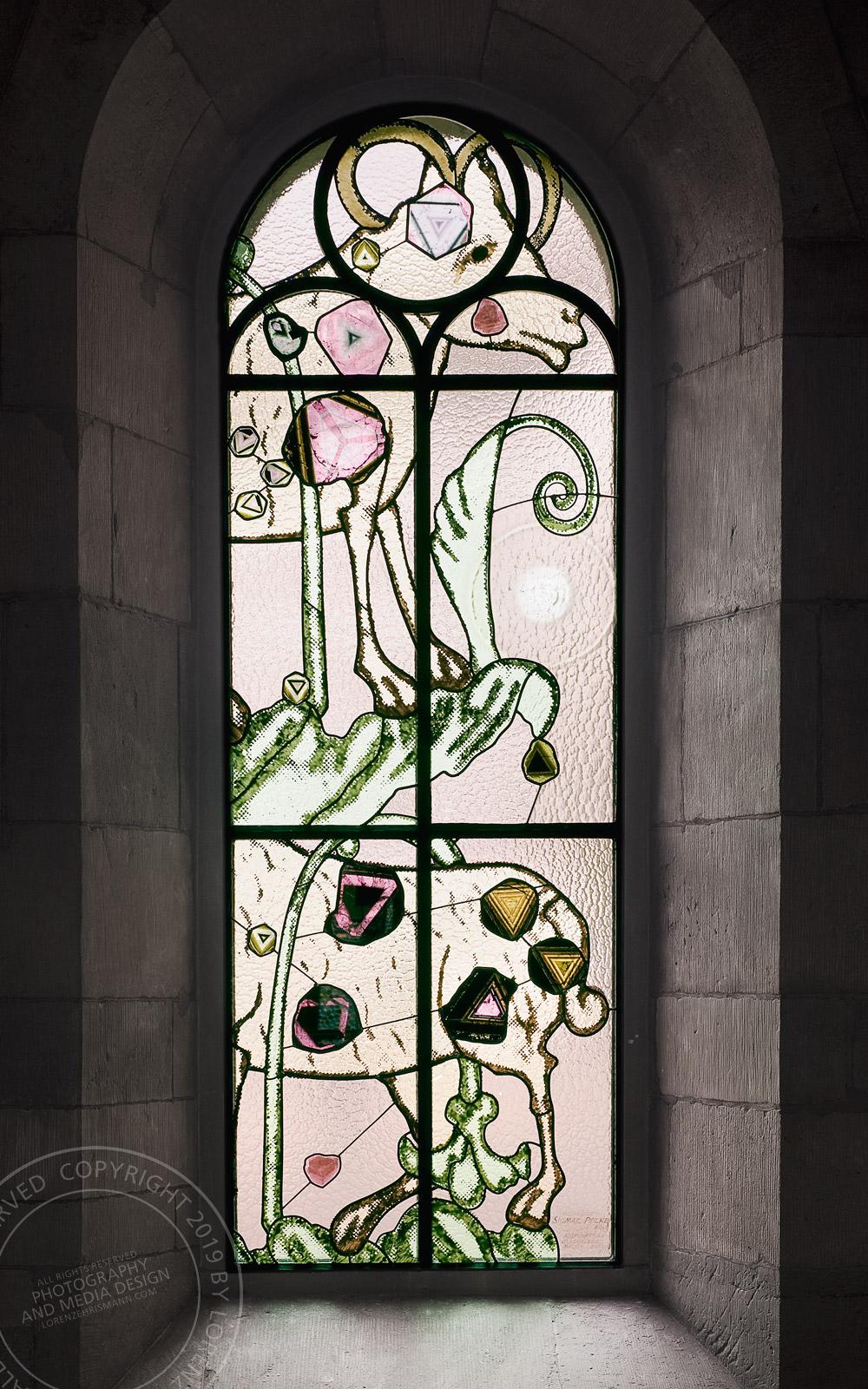 Achatfenster «o. T., 2009», Grossmünster Zürich | Architekturfotografie Lorenz Ehrismann