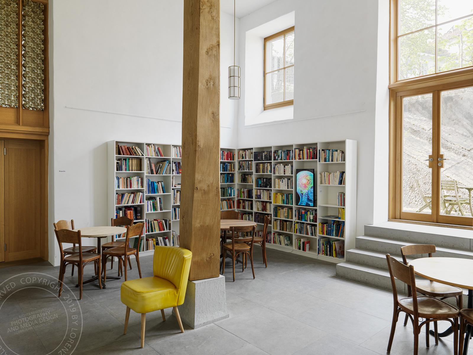 Corona Call Zürich, Helferei Grossmuenster, Architekturfotografie Lorenz Ehrismann