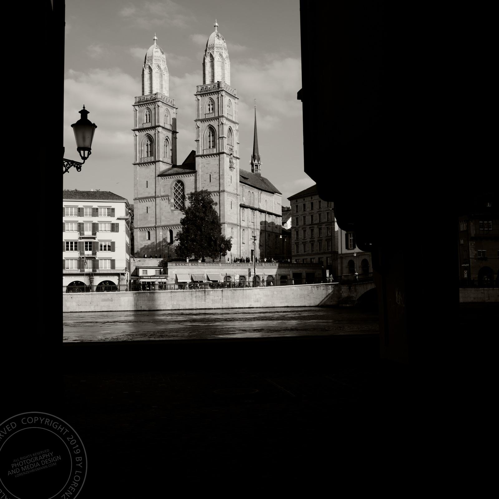Grossmünster Zürich | Architekturfotografie Lorenz Ehrismann