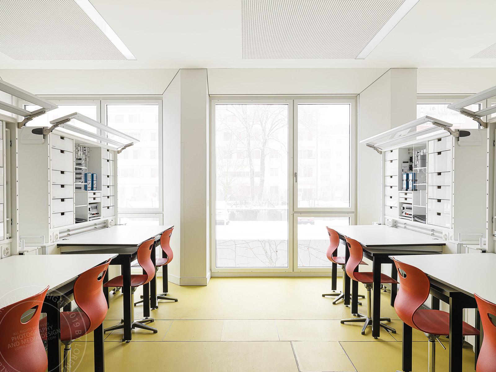 Studioboxen im Physikraum der Kantonsschule Uster | Architekturfotografie Lorenz Ehrismann